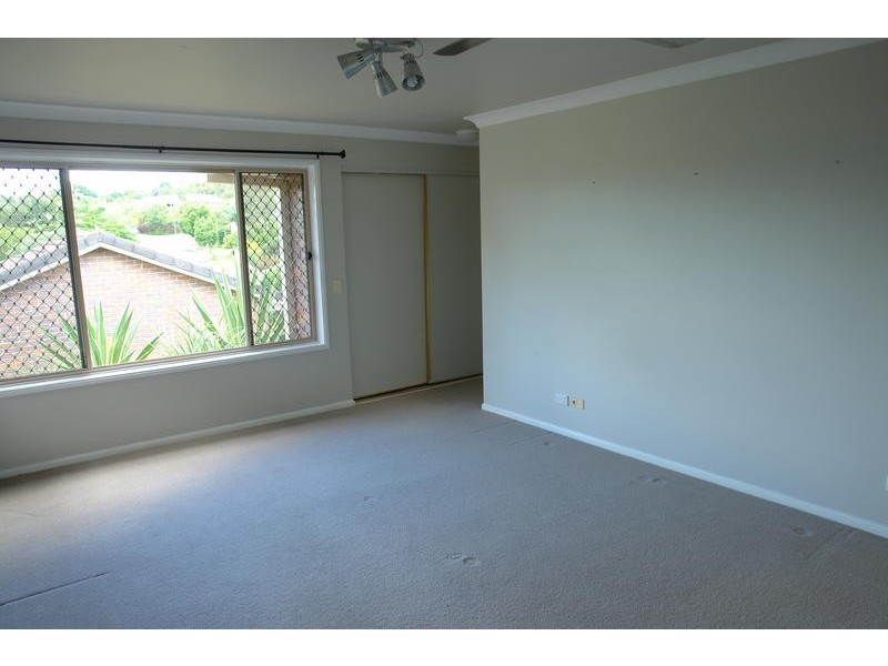 37 Gibson Cr, Bellbowrie QLD 4070